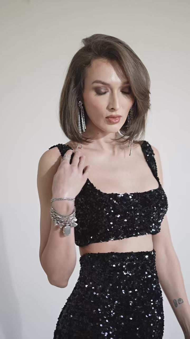 LEILA Sequins Crop